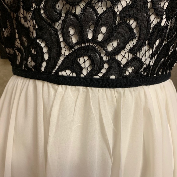 Socialte black and white lace dress size XS - Picture 3 of 4